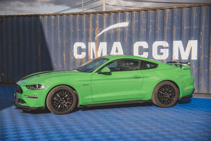 Street Pro Seitenschweller V.1 passend für Ford Mustang GT Mk6 FL schwarz matt + Hochglanz Flaps