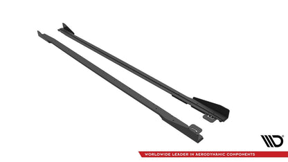 Street Pro Seitenschweller V.1 passend für Ford Mustang GT Mk6 FL schwarz matt + Hochglanz Flaps
