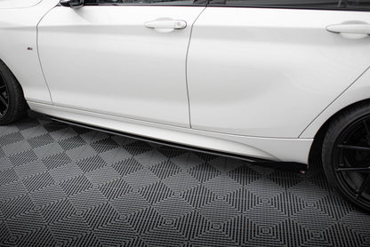 Street Pro Seitenschweller V.2 passend für BMW 1er F20 M135i / M140i / M-Paket schwarz matt + Hochglanz Flaps