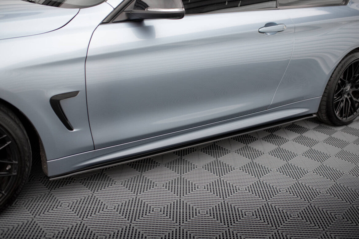 Street Pro Seitenschweller V.2 passend für BMW 4er Coupe / Gran Coupe / Cabrio M-Paket F32 / F36 / F33 roter Kern