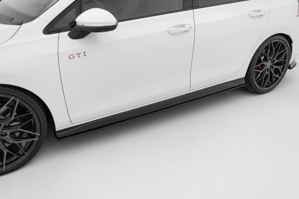 Street Pro Seitenschweller V.2 passend für VW Golf GTI / GTE / GTI Clubsport / R-Line Mk8 schwarz matt